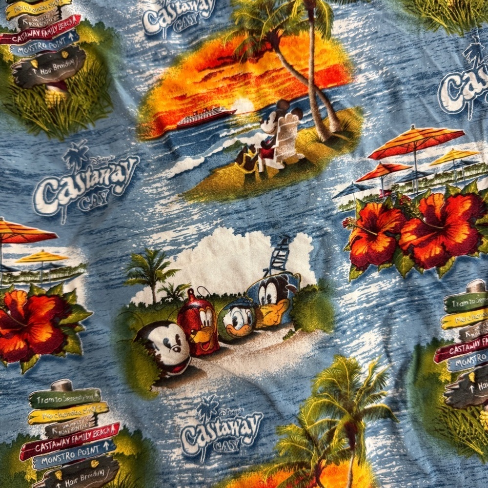 Disneyland Cruise Line Castaway Cay Button Up Shirt Size Large Women - Picture 4 of 8